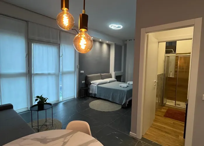 Excelsior Garden Living Szálloda *